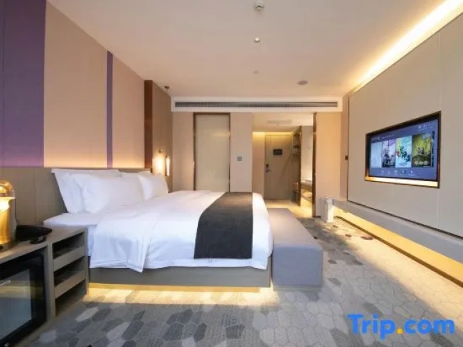 Deluxe Double room with view