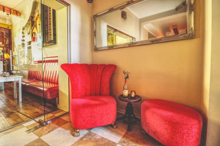 OPERA Hostel