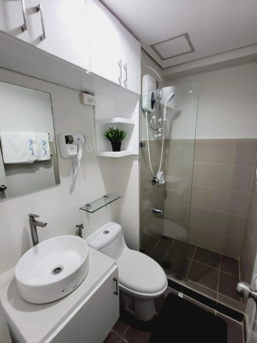 Steff's Condo 815 at CENTRIO Tower Deluxe Unit