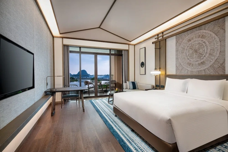 Deluxe Double room with lake view