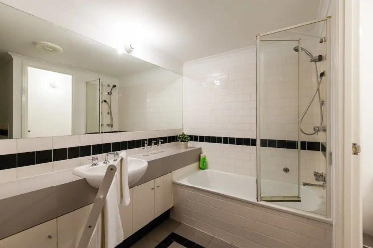 2 Bedrooms Family Apartment