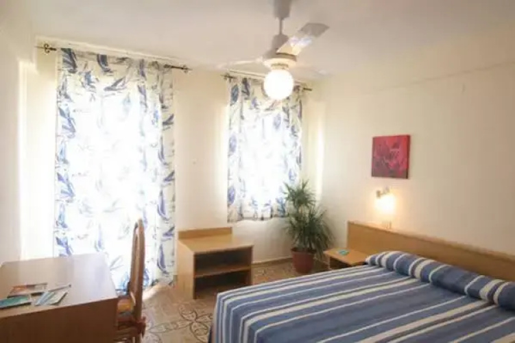 Hotel Punta Faro