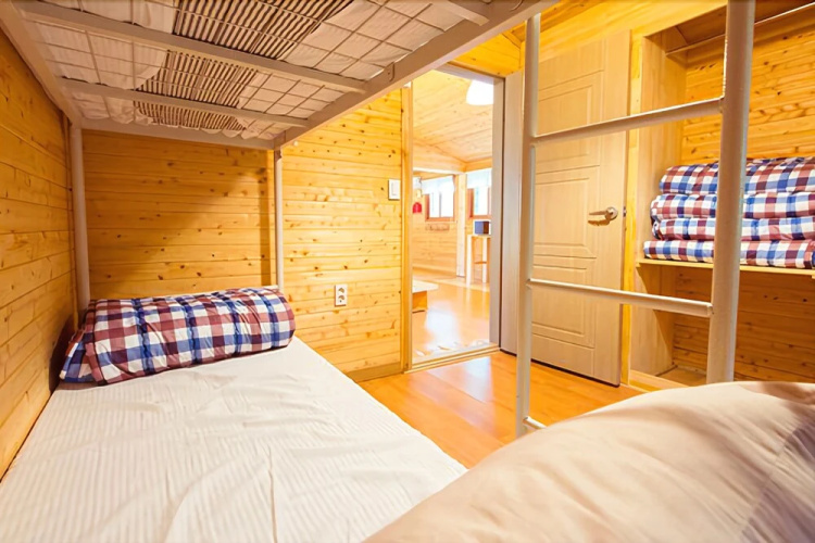 Hongcheon Buisson Blue Pension