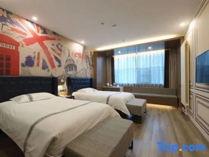 Premier room