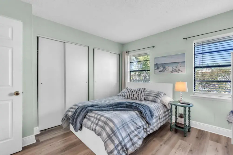 Bayview Beach Condo