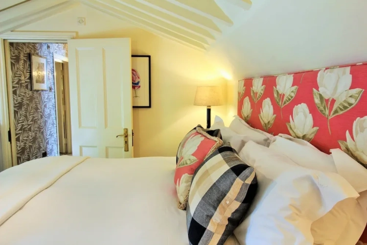 Quadruple Suite
