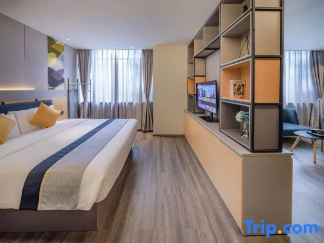 Double Suite