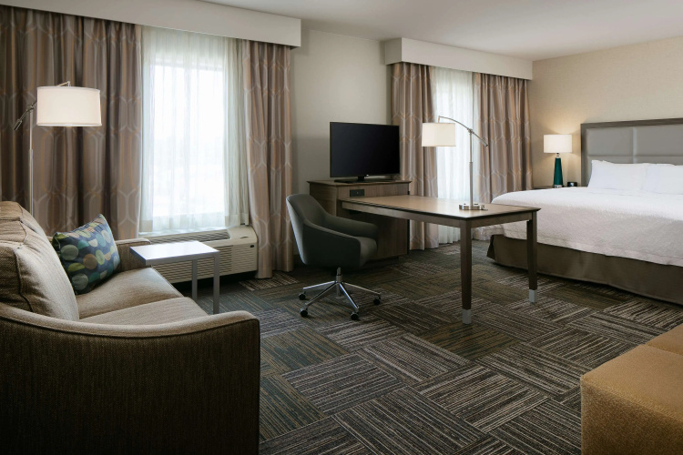 Hampton Inn & Suites Mason City