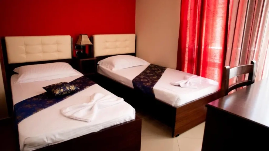 2 Bedrooms Apartment