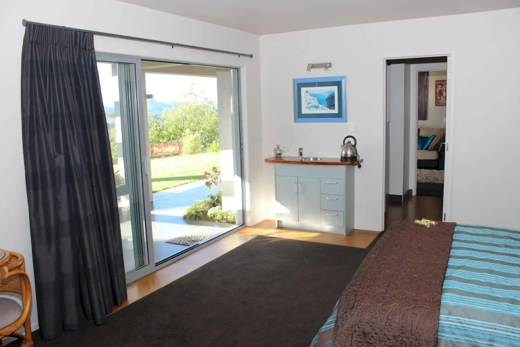 Stunning Views Bed and Breakfast