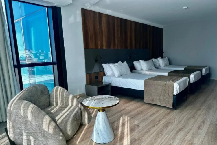 ONYX By Luna Hotel
