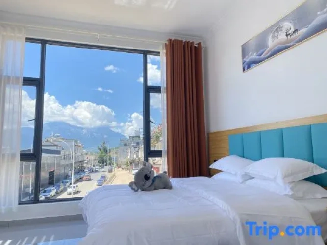 2 Bedrooms Suite with view