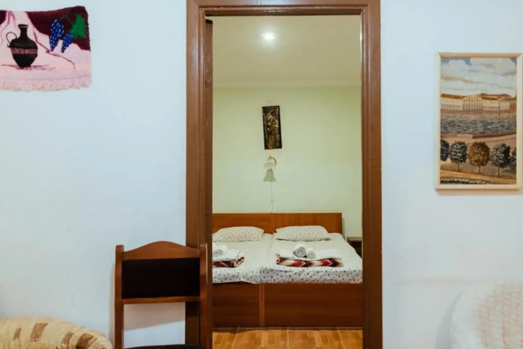 IRIS mini hotel