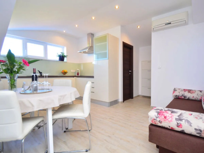 Apartment Rina Paros 22746