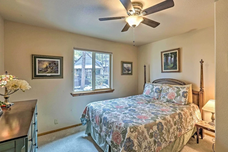 4 Bedrooms Cottage