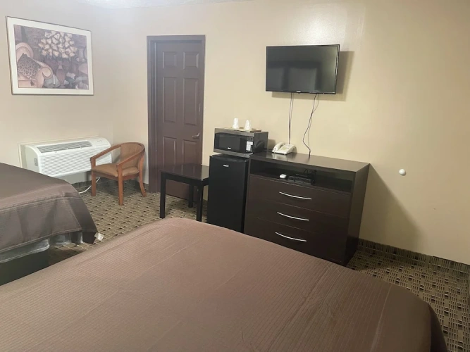 Economy Quadruple room