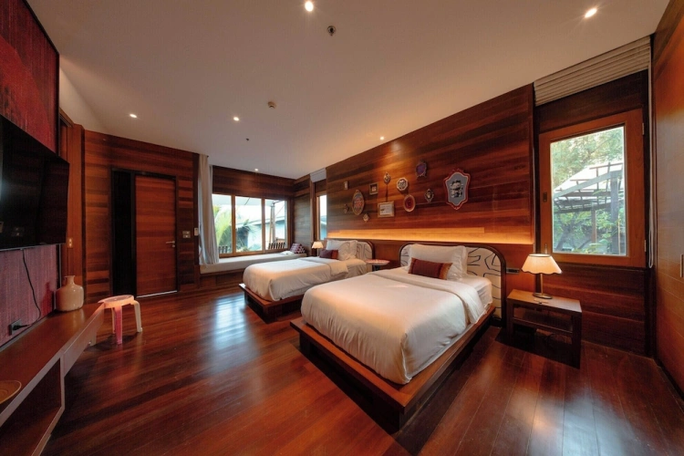 Deluxe Twin Suite
