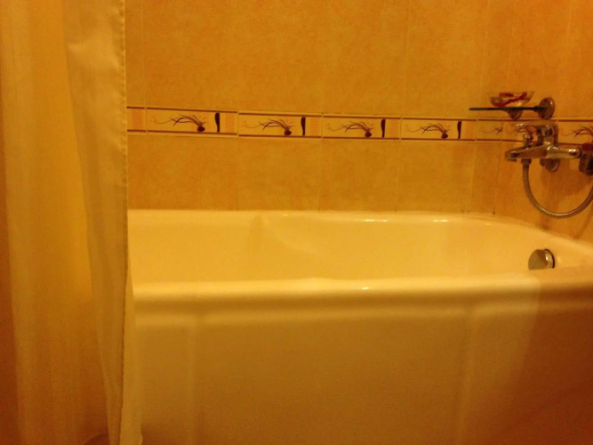Holiday Diamond Hotel