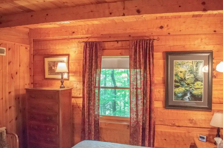 Moon Shadow - 2 Br Cabin