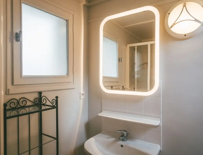 2 Bedrooms Cottage