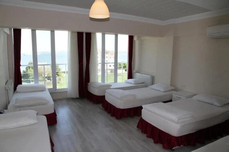 Standard Quintuple room