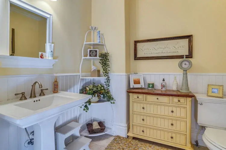 Upscale Group Getaway in Orem w/ Private Hot Tub