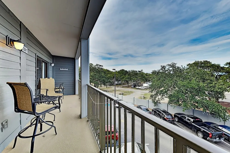 Mbre331a 2 Bedroom Condo