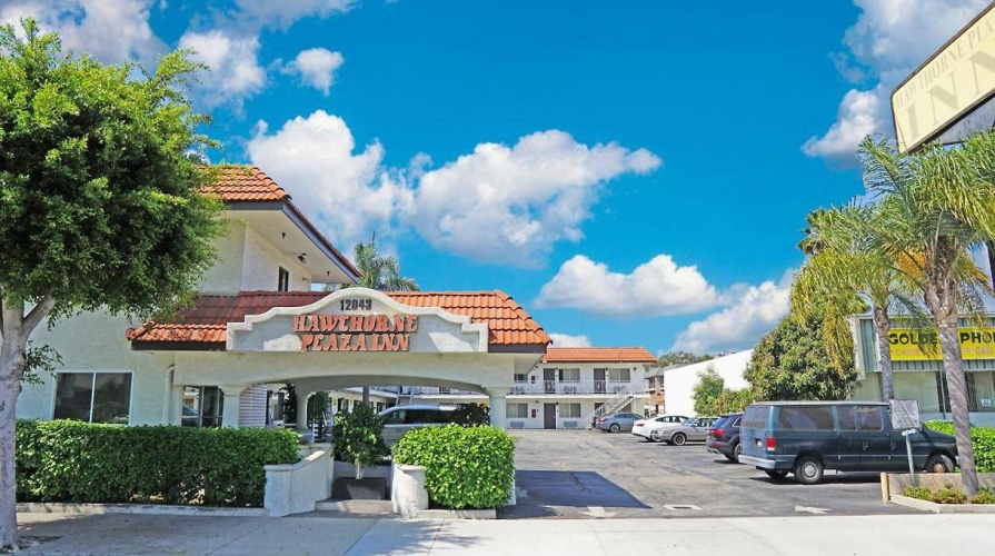 Hawthorne Plaza Inn photo 12