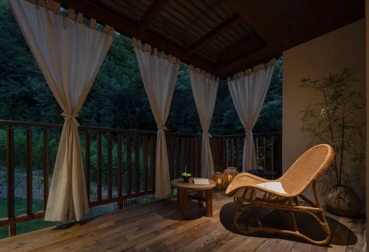 Standard Double room with balcony and with land view