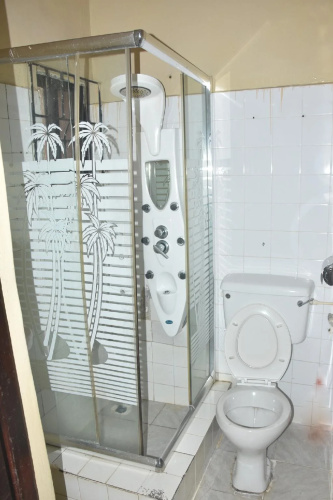 De Kings Suites Hotel