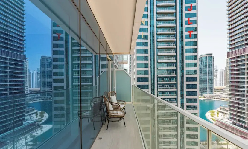 Stylish 1BR at Me Do Re | Panoramic View + Parking