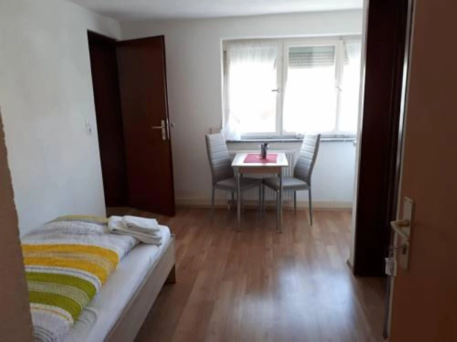 Pension Gästehaus B & B27
