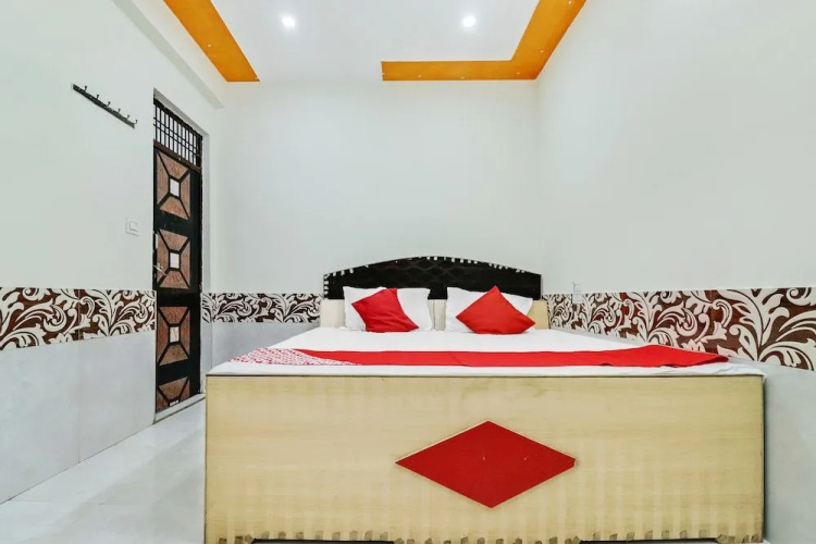 Oyo 38558 Shri Govind Dham