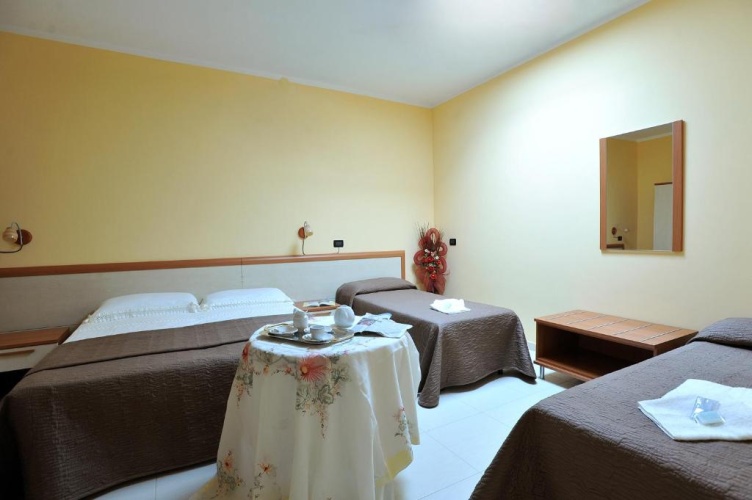 Standard Quadruple room