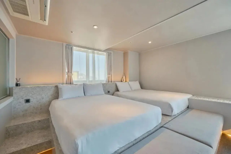 Camellia Hotel