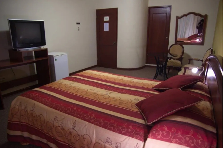 Hotel Sierra Dorada