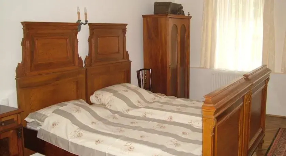 Hajós Ház