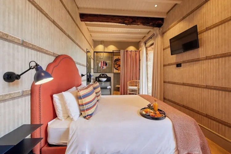 Classic Double room with mountain view