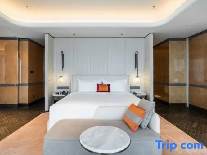 Deluxe Double Suite