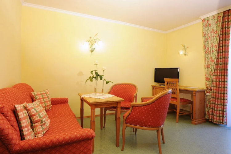 Aparthotel Kristall
