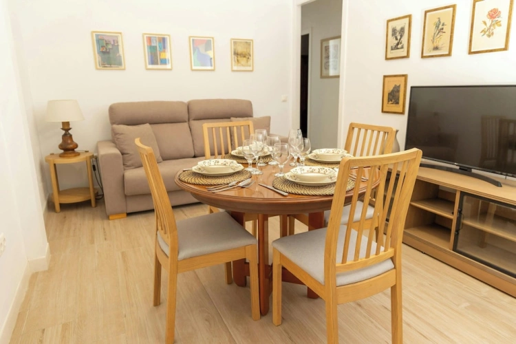 2 Bedrooms Deluxe Studio