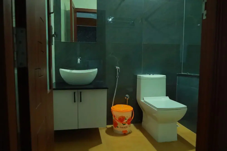 Azhagu Beach Resort