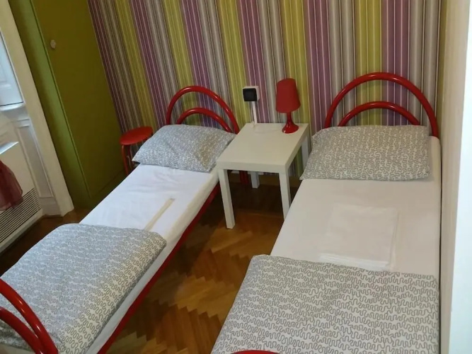 Hostel Lumiere
