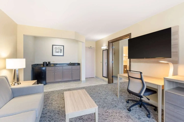 Double Suite