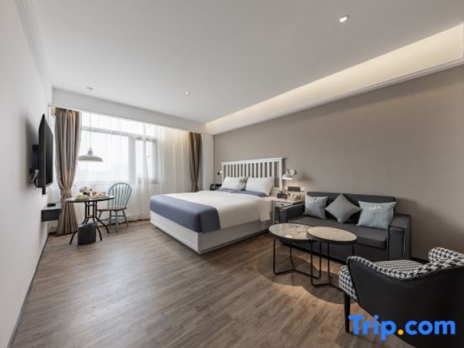 Standard Family room