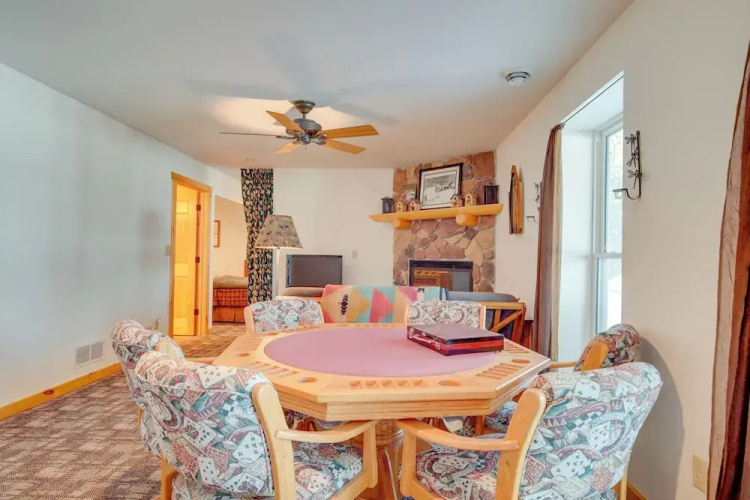 Lakefront Tomahawk Getaway w/ Deck & 2 Fireplaces!