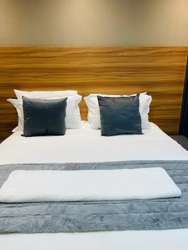 Ques Self Catering Apartments