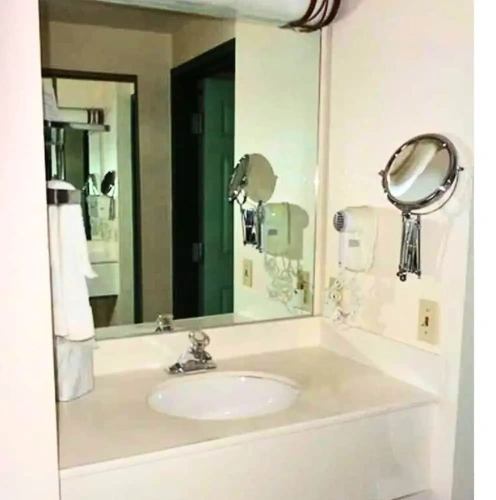 Standard Double Suite
