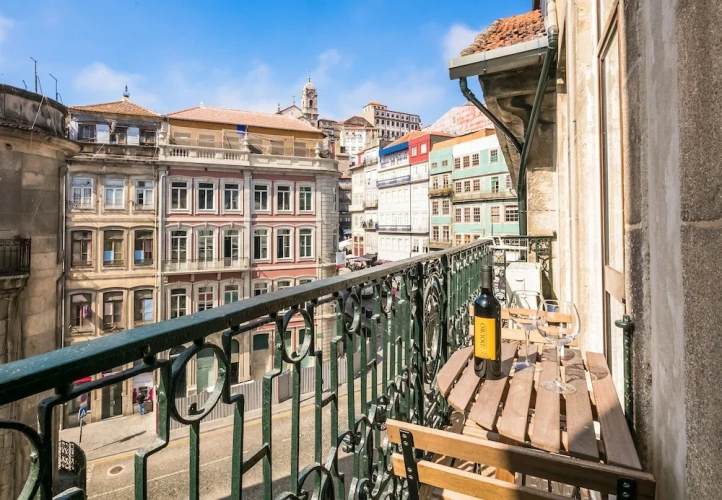 1 Bedroom Family Apartment with balcony and with river view