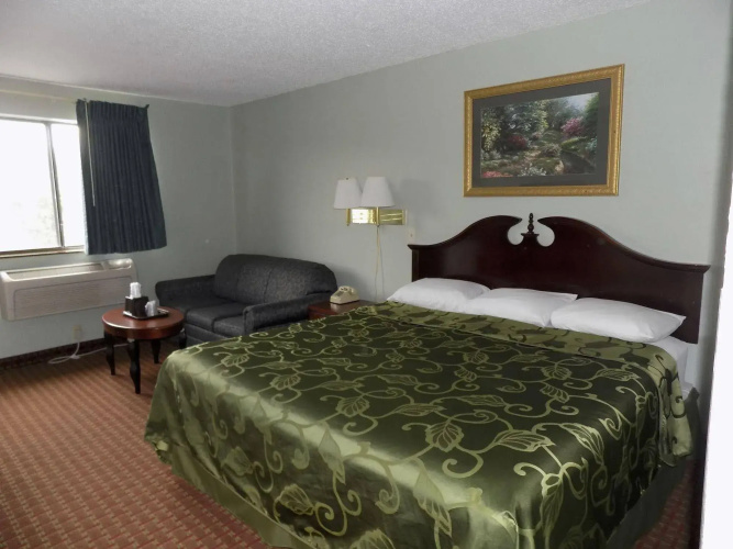 Corning Inn